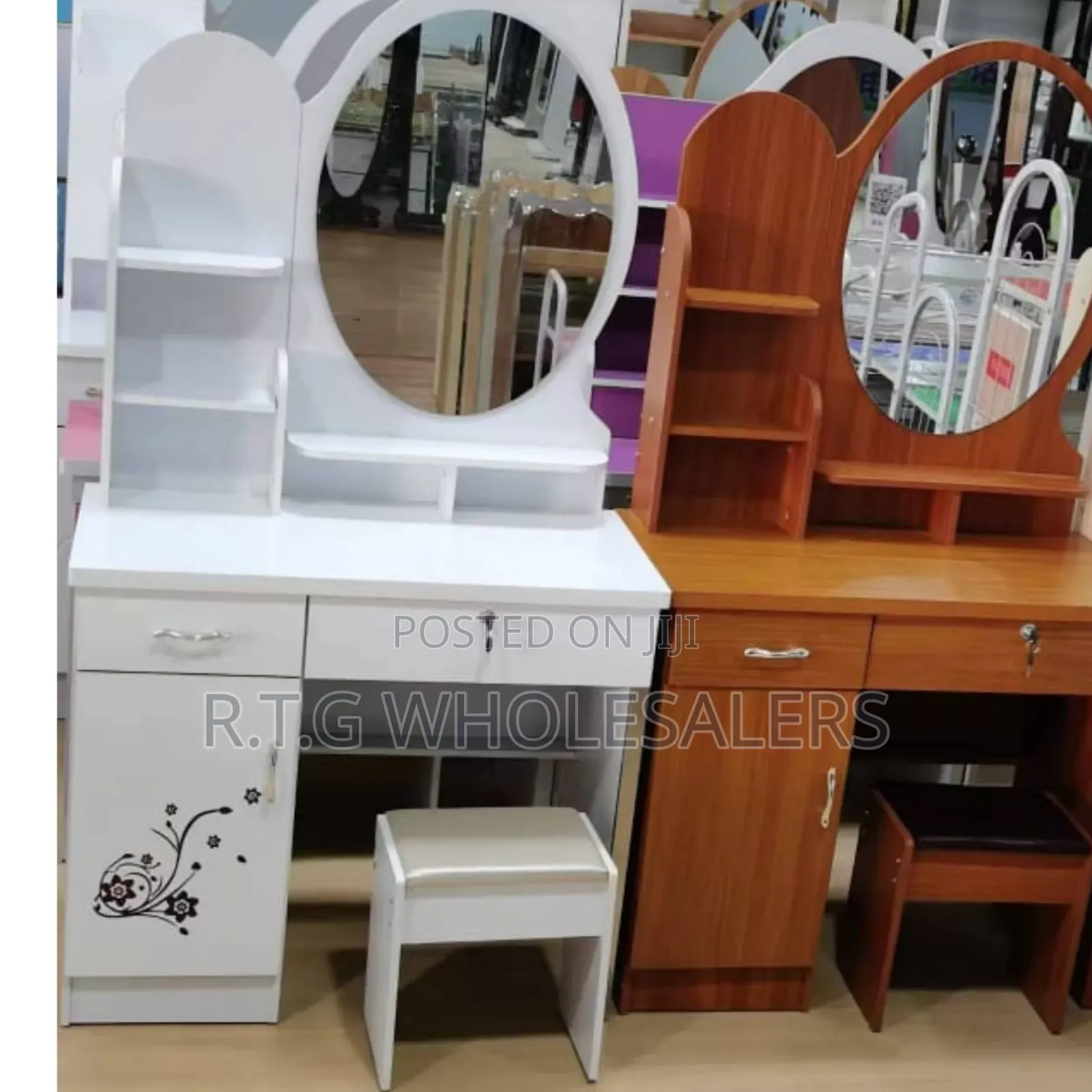 Executive Dressing Table in White Brown – Sleek Design