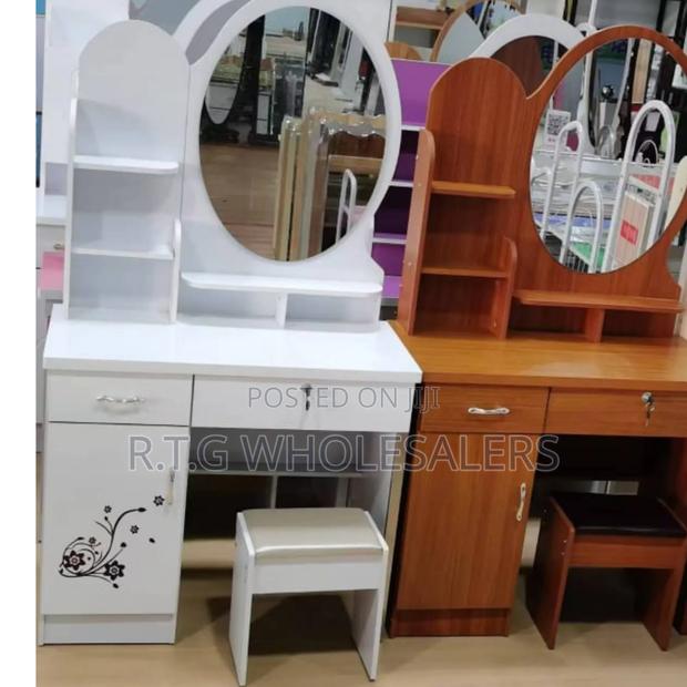 Executive Dressing Table in White Brown – Sleek Design