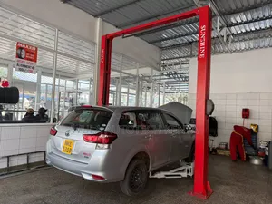 Best Design 4tns Two Post Carlift Machine With All Accessories