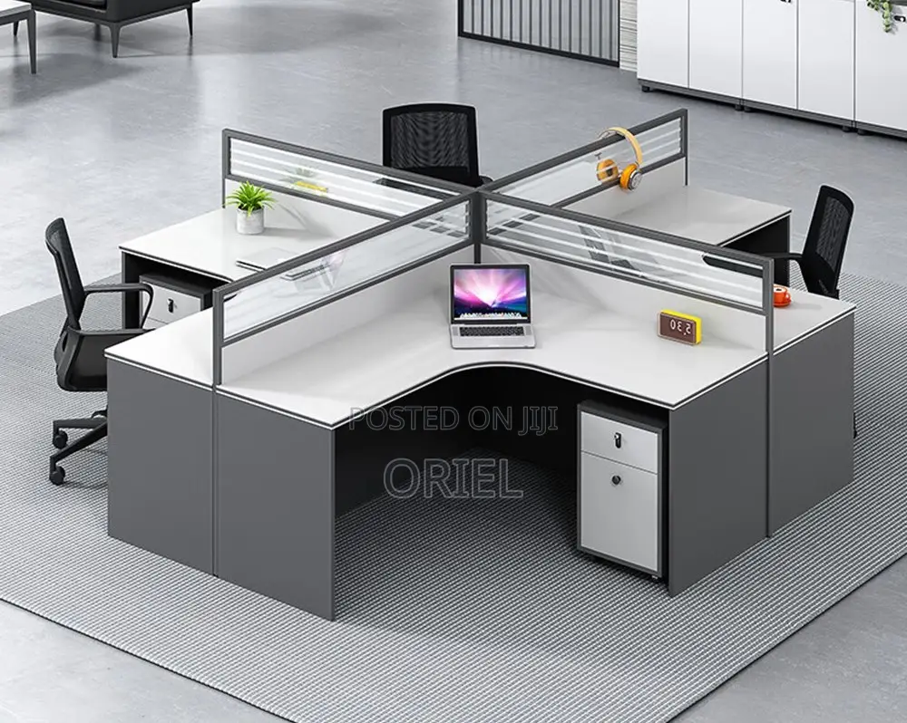 Office Workstation : 4-Way Cubicle Staff Modular Office Workstation