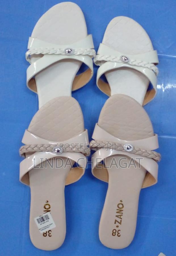 Women's Shoes - main view