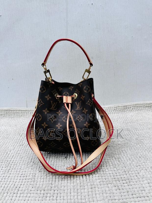 Authentic Louis Vuitton Monogram Neonoe Bb Bucket Bag