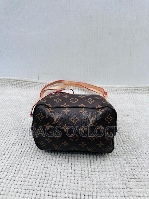 Authentic Louis Vuitton Monogram Neonoe Bb Bucket Bag - thumbnail 3
