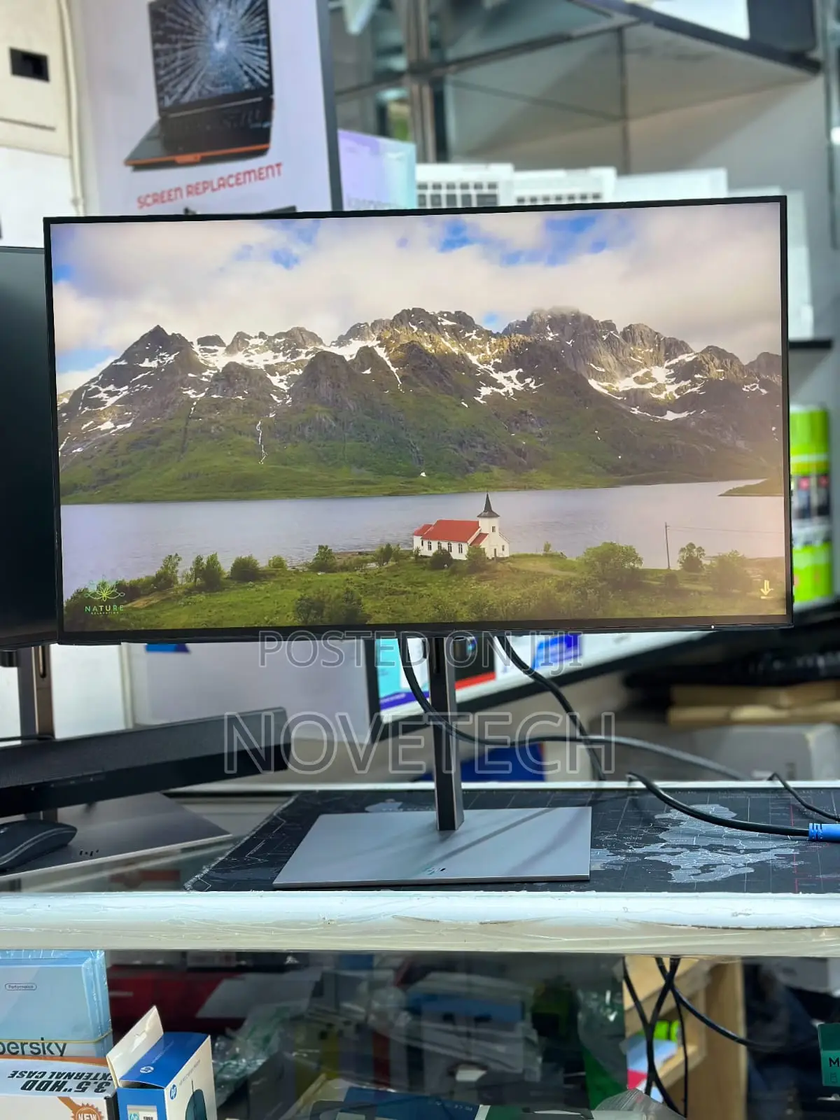 Hp Z24q G3 Qhd Display 24"- 2560×1440 (2k) Resolution