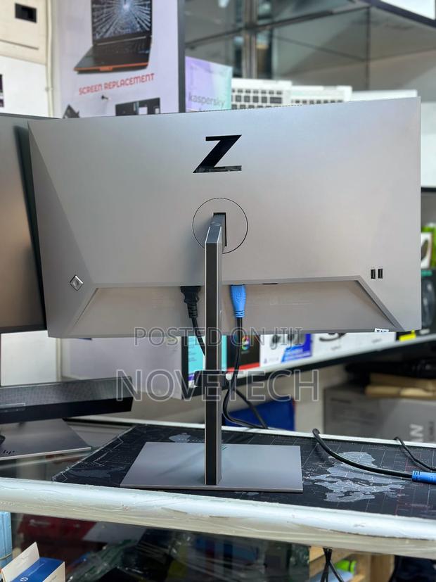 Hp Z24q G3 23.8" Qhd 2k Resolution Monitor
