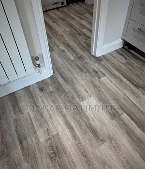 Dry Back LVT Elegant Wood Style Vinyl Flooring