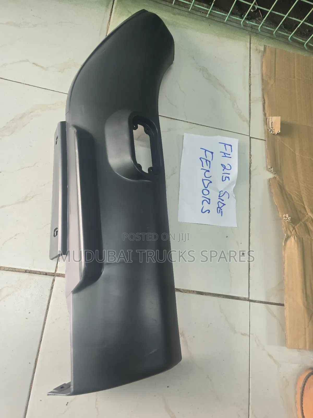 Mitsubishi Fh 215 Door Fendor