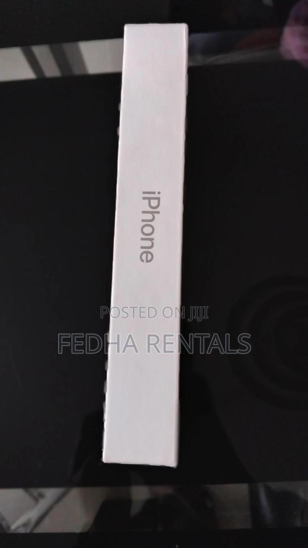 New Apple iPhone 16 Pro Max 256 GB Gray - thumbnail 3