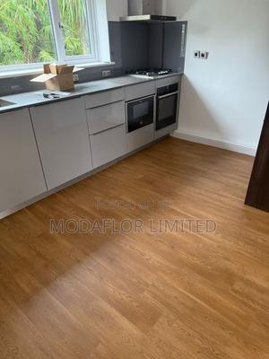 Dry Back LVT Waterproof Wood Look Floor Tiles