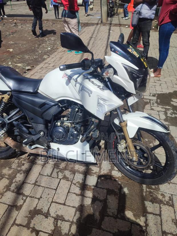 TVS Apache 180 RTR 2022 White - thumbnail 4