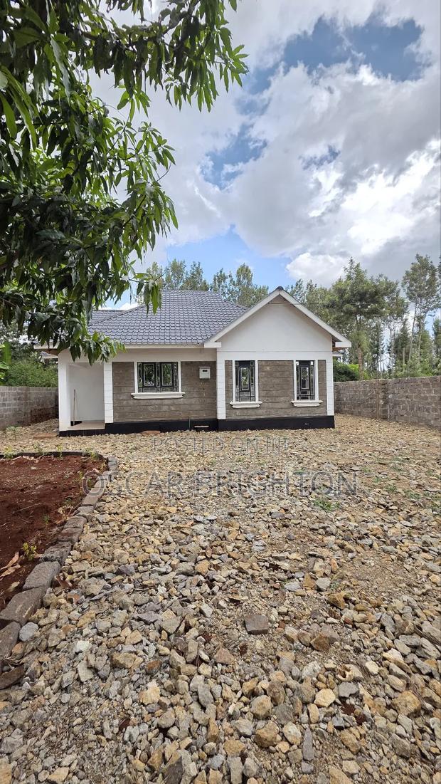 3bdrm Bungalow in Maragwa, Makuyu for sale