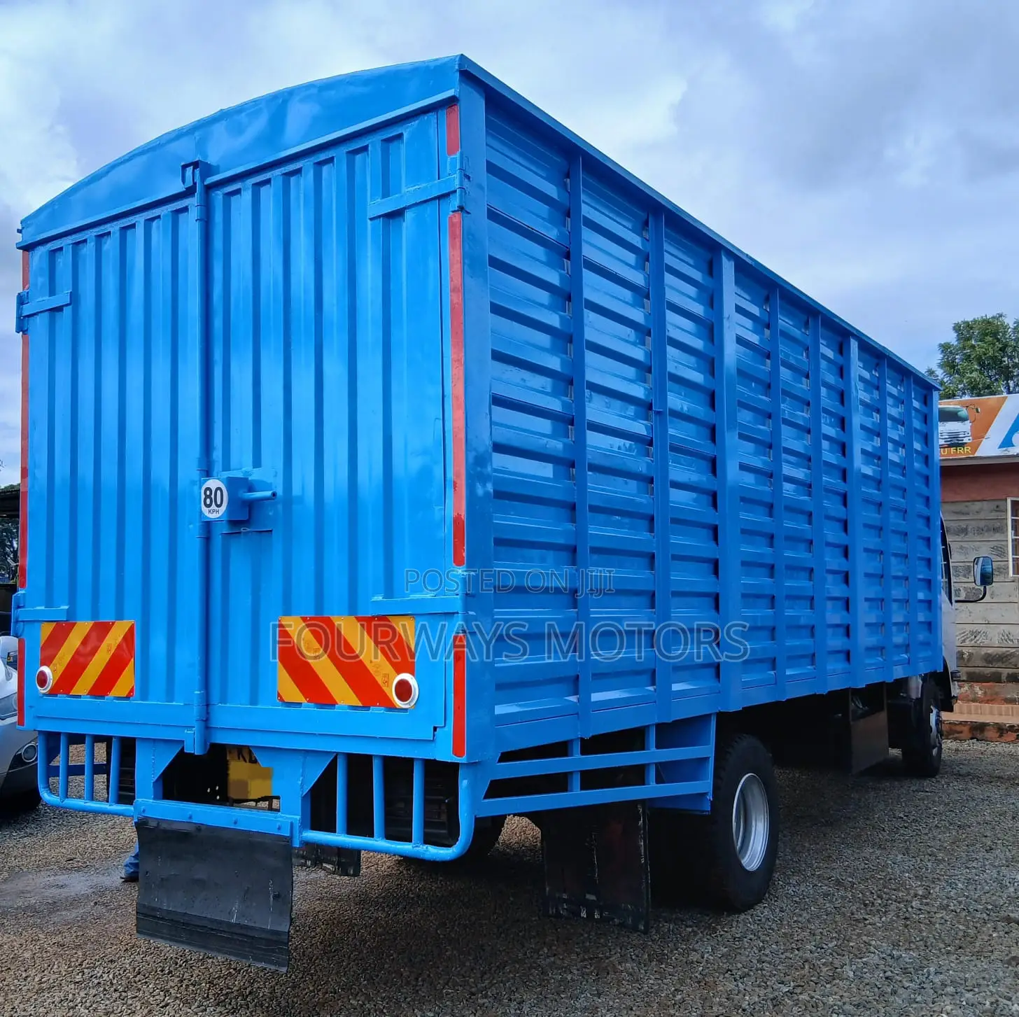 Isuzu NQR Xtra