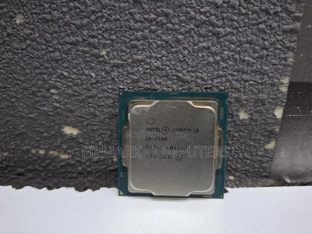 Intel Core I3-7100 Sr35c 3.90 Ghz Cpu Processors - main view