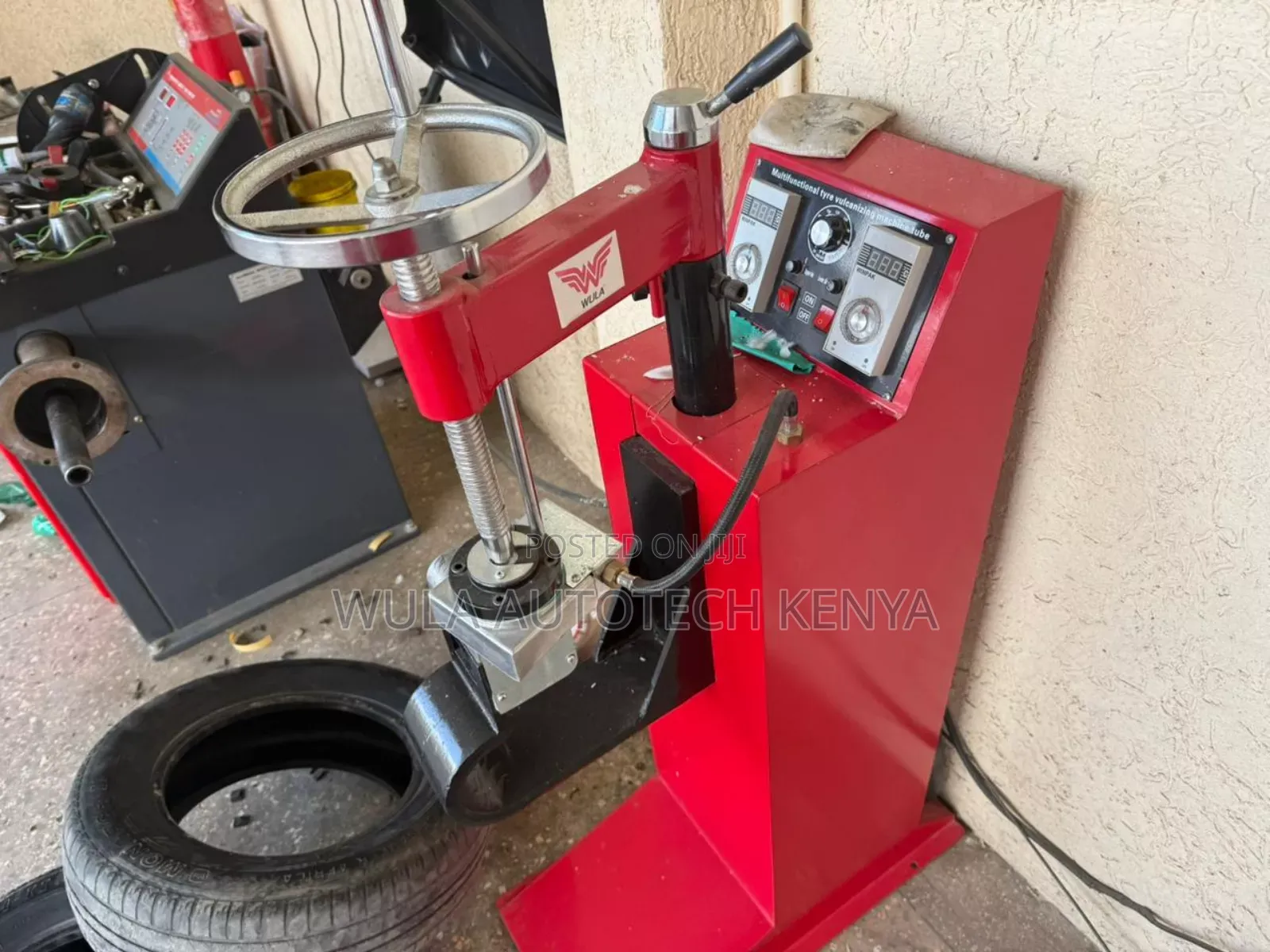 Heavy Duty Tyre Vulcanizing Machine Sunshine Wula