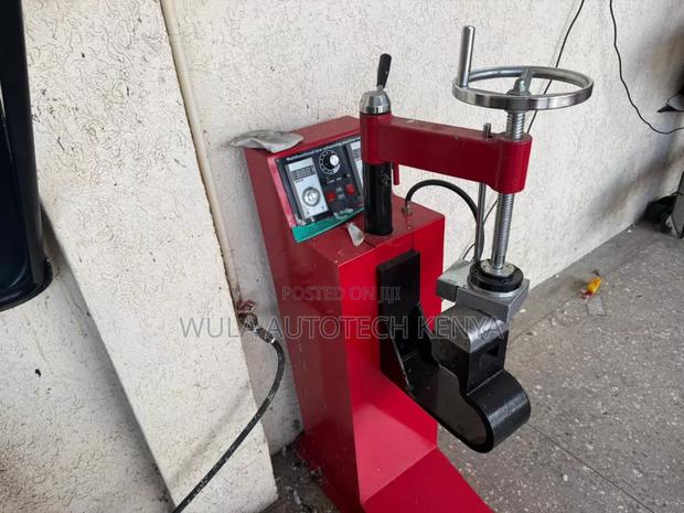 Latest Technology High Quality Tyre Vulcanizer Machine Sunshine Wula - main view