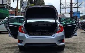 Honda Civic 2019 Silver