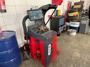 Latest Technology Sunshine Wula Wheel Balancer S828 Machine