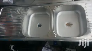 Dobby Sinks