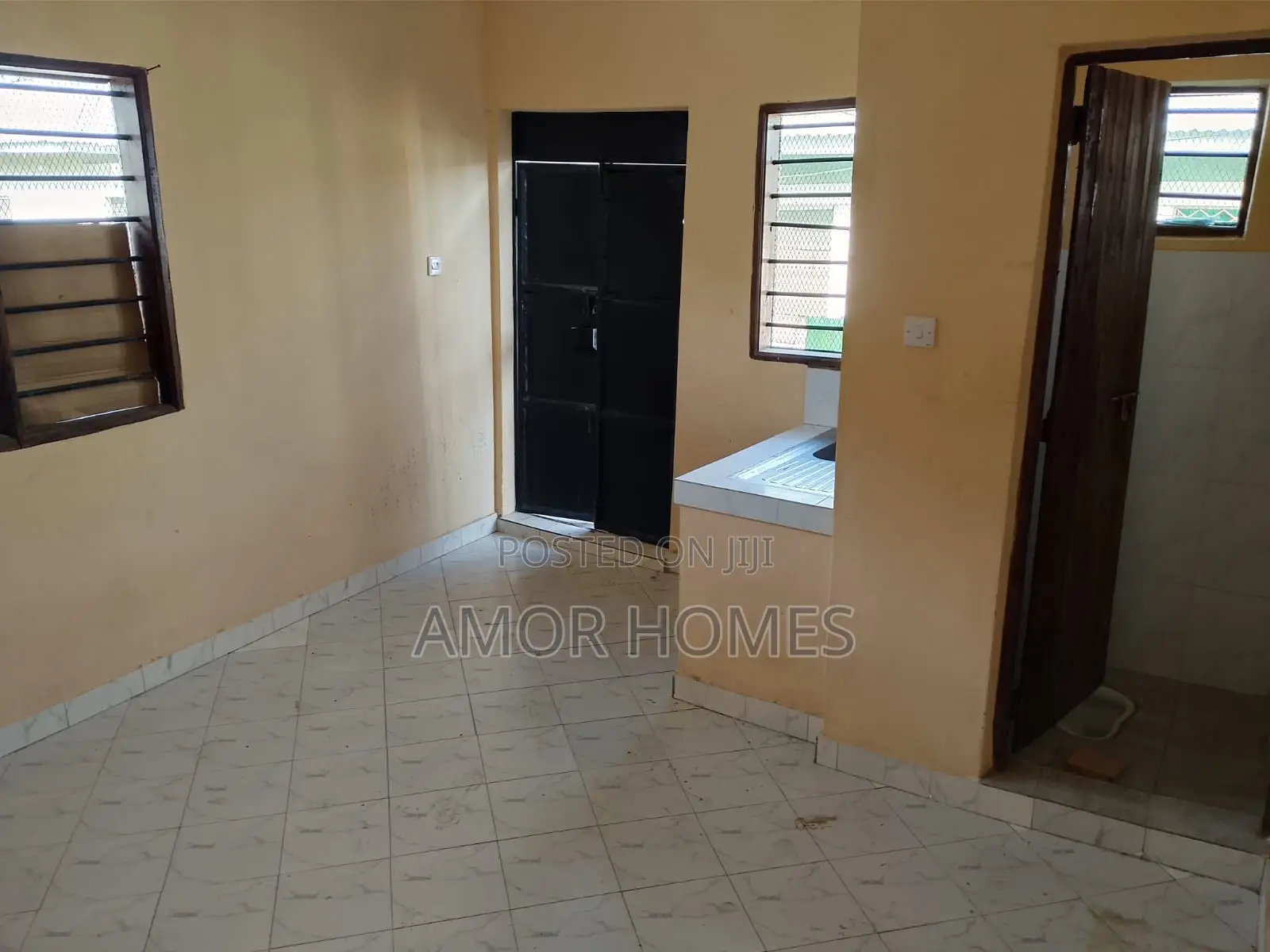 1bdrm Bedsitter in Kiembeni for rent