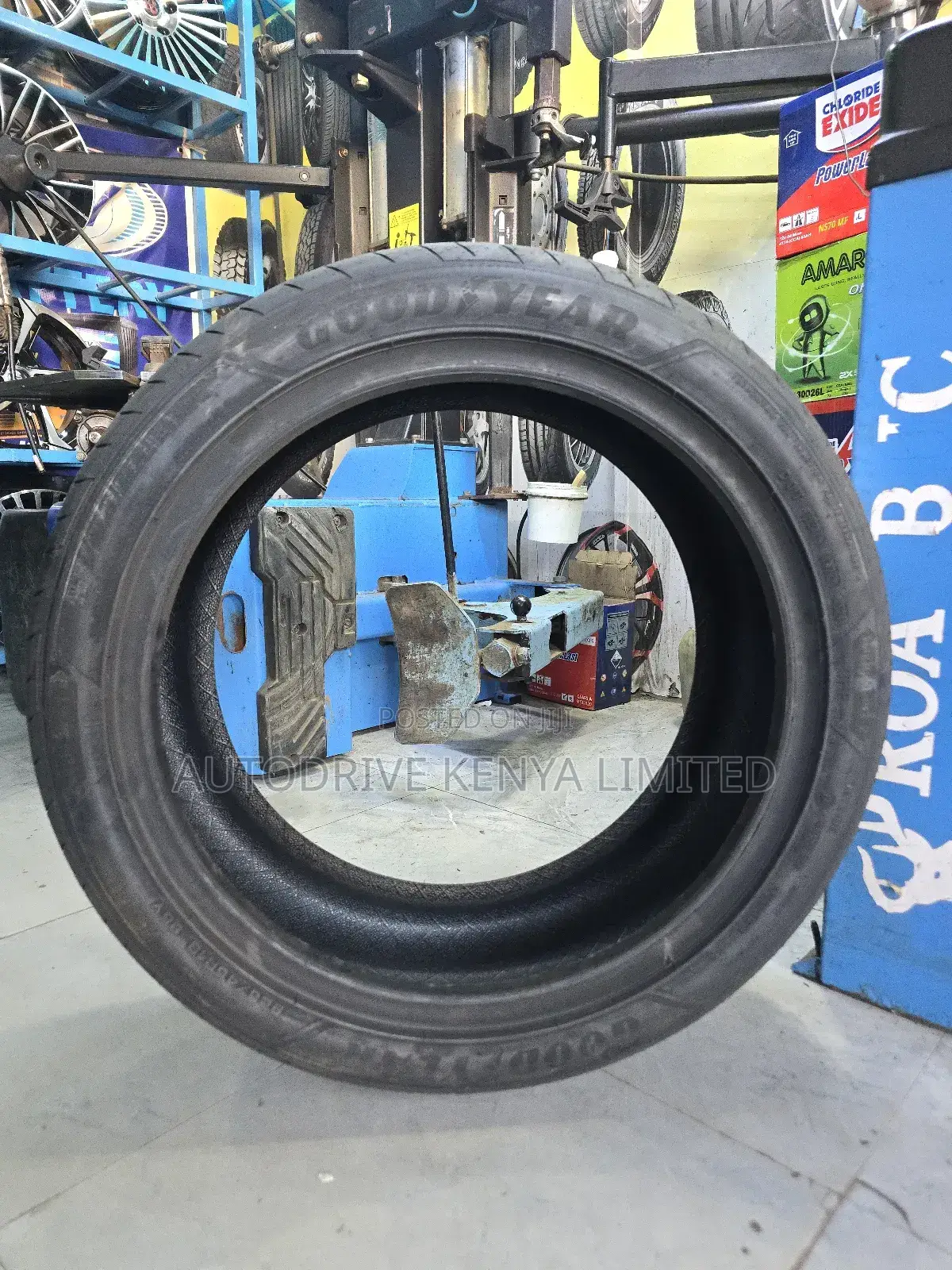 225/45r18 Goodyear Tire