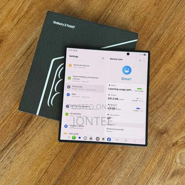 Samsung Galaxy Z Flip7 256 GB Blue - main view