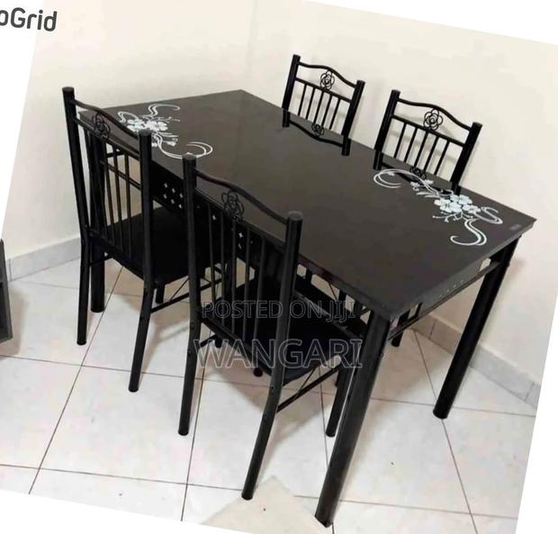 4 Sitter Dining Table Available at Fare Price
