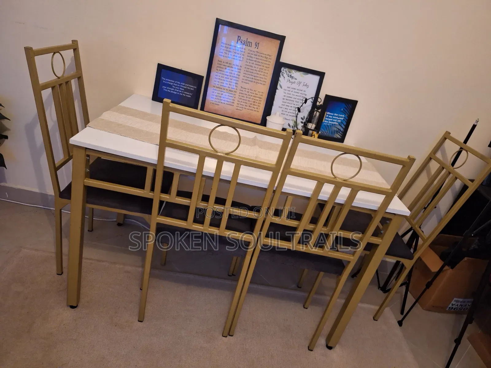 Dinning Table