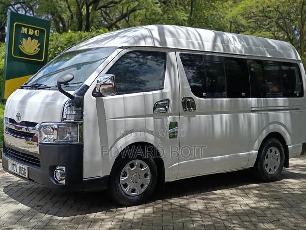 Toyota HiAce 2013 White - thumbnail 5