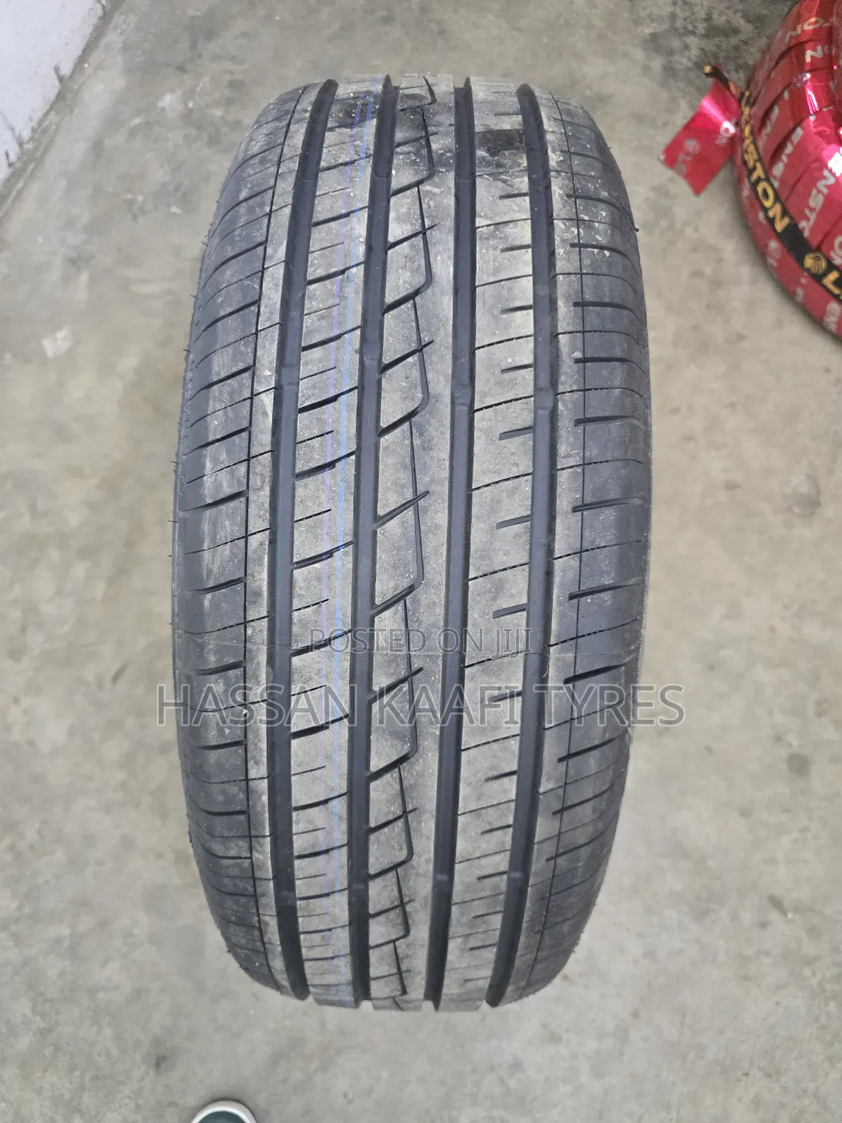 235/55r18 Galaxia Tyre