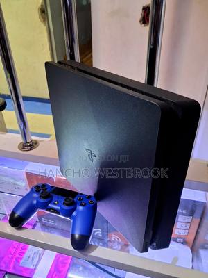 Playstation 4 - main view