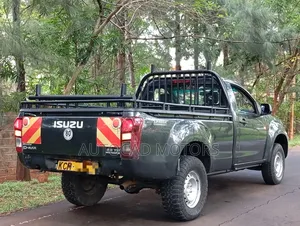 Isuzu D-MAX 2017 Black