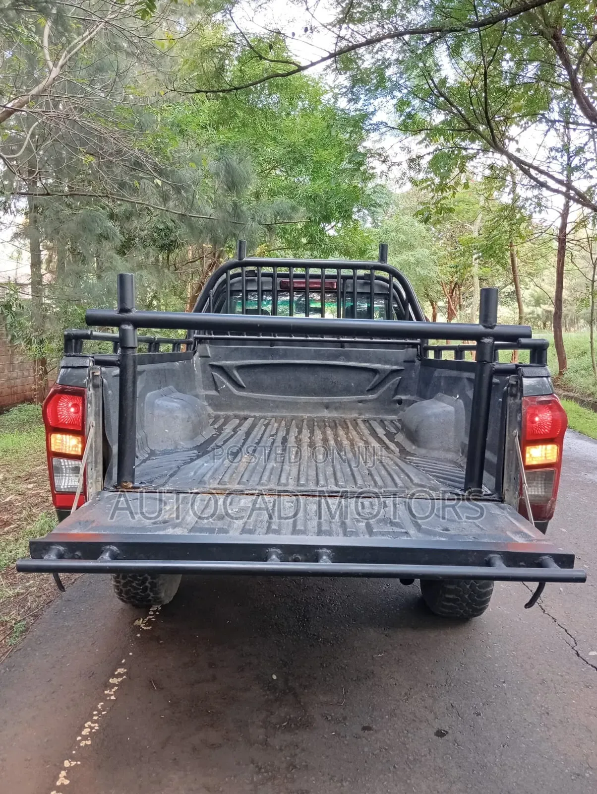 Isuzu D-MAX 2017 Black