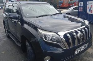 Toyota Land Cruiser Prado 2017 Blue