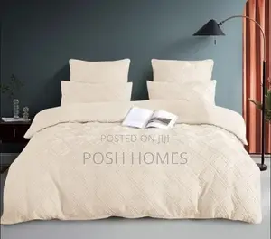 Luxury Tufted Wave Design Duvet Cover Set Cream