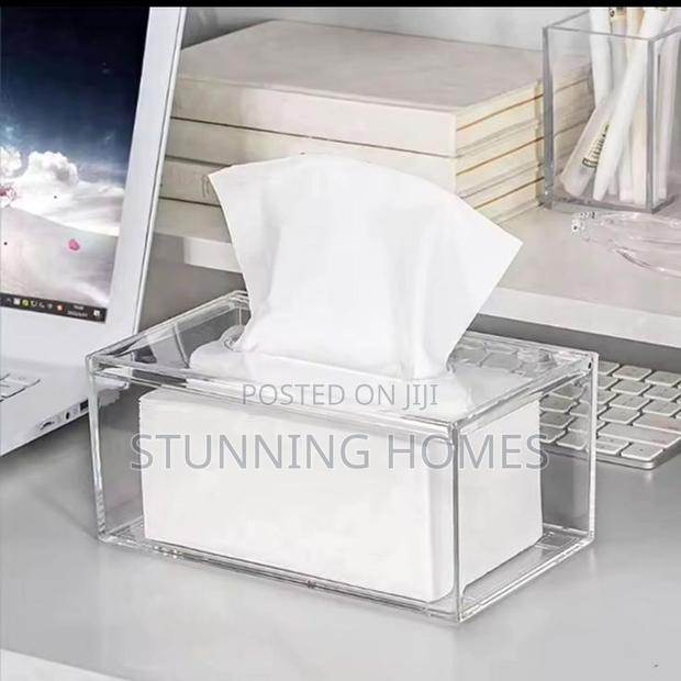 Clear Acrylic Serviettes Holder - thumbnail 2