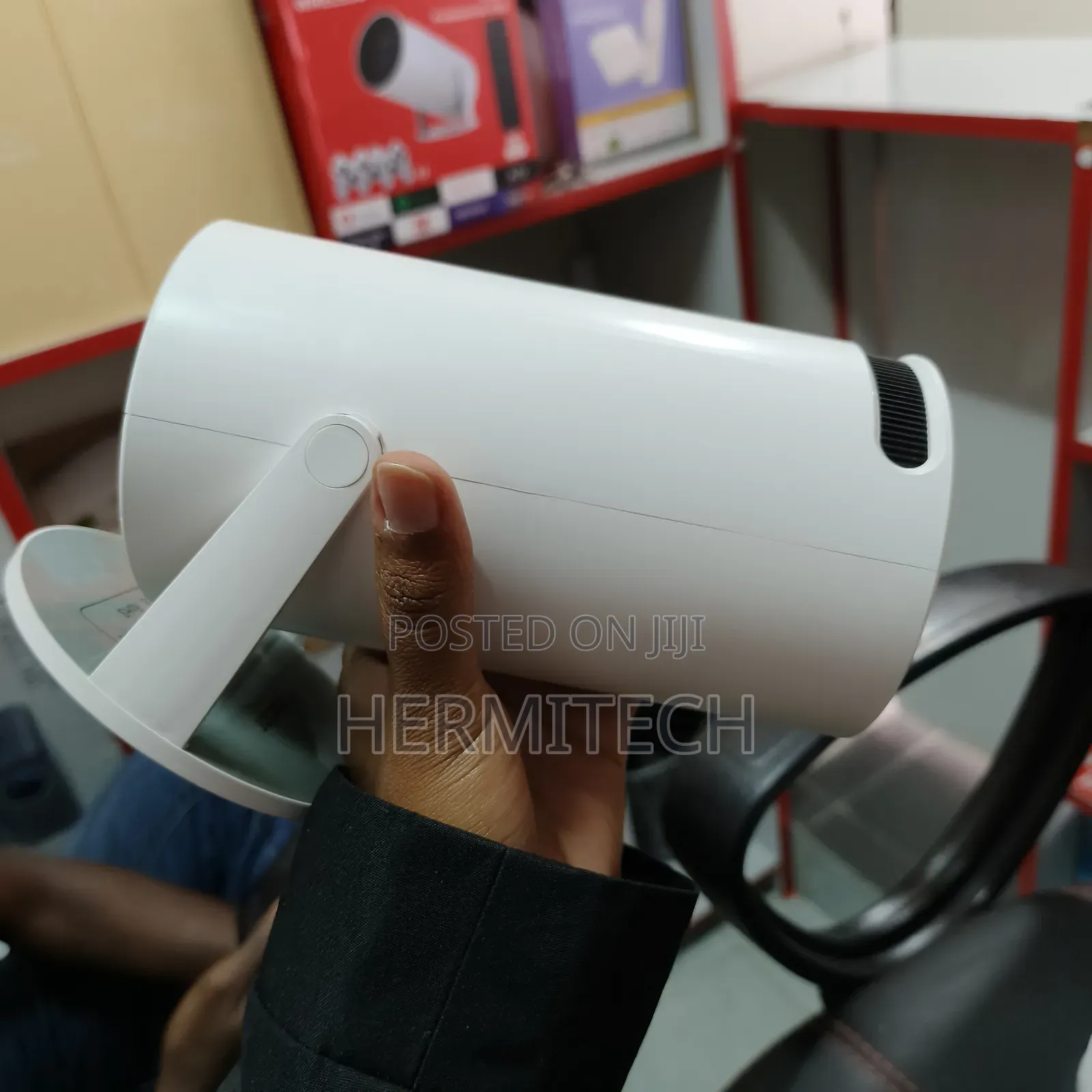 Hy300 Smart Android Projectors Available