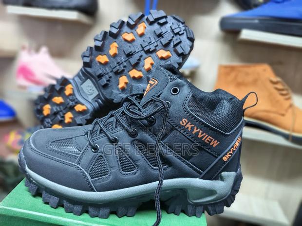 Unisex Black Skyview Hiking Boots,Size 37-41