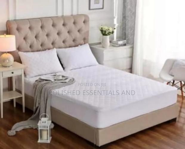 White Matttress Protector - main view