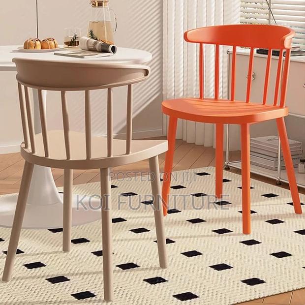 Dining Chairs; Orange Plastic Outdoor Dining Chair - thumbnail 4