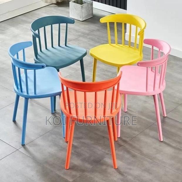 Dining Chairs; Orange Plastic Outdoor Dining Chair - thumbnail 5