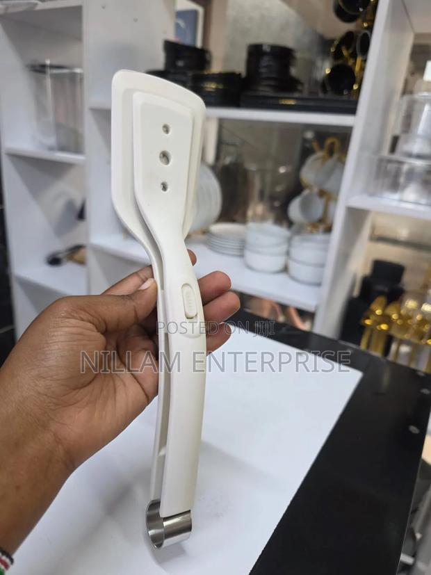 *High Quality 2in1 Silicone Spatula/Tongs* - thumbnail 3