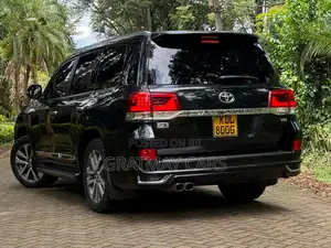 Toyota Land Cruiser 2017 Black