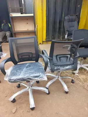 Affordable Black Low Back Swivel Office Chair.
