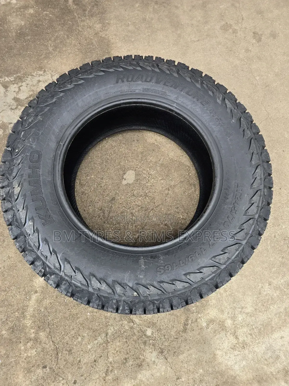 245 /70 R17 Khumo Tyres (Commercial)