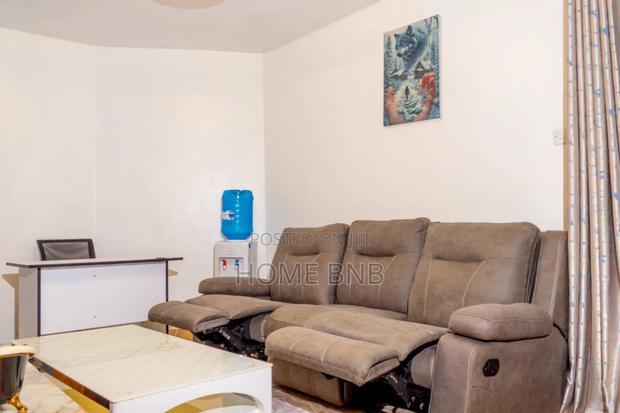 1 Bedroom BNB - thumbnail 2