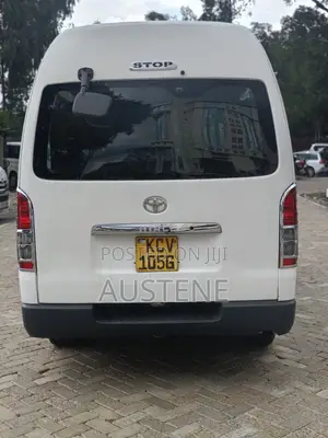 Toyota Grand HiAce 2013 White