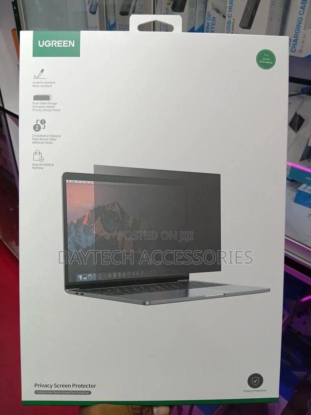 Ugreen Magnetic Privacy Screen Protector for Macbook M3 Pro 14.2 - thumbnail 2
