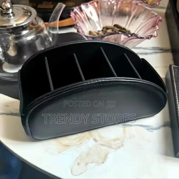 Remote Control Holder - main view