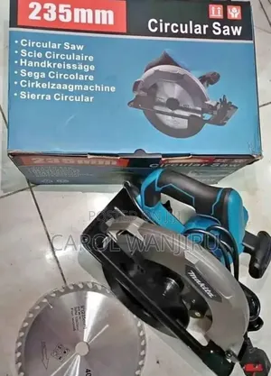 Makita 9inch Circular Saw (9inch Makita Circular Saw