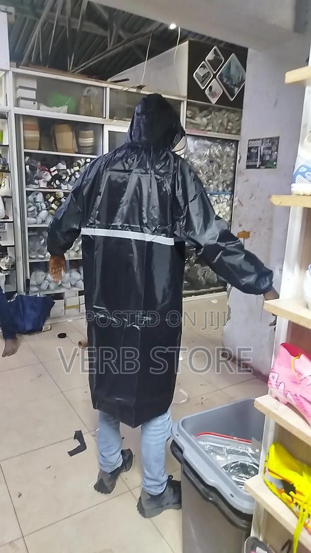 Heavy Duty Raincoat Available With a Face Cap - thumbnail 3
